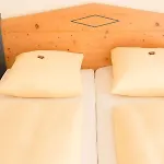Hotel Waldeck Garni 3*