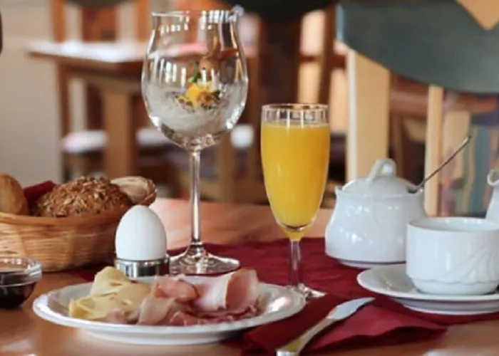 Waldeck Garni מלון Kist