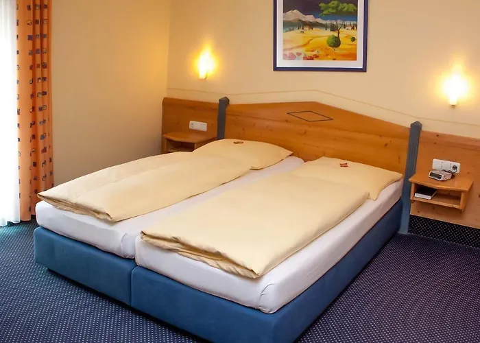 Hotel Waldeck Garni 3*